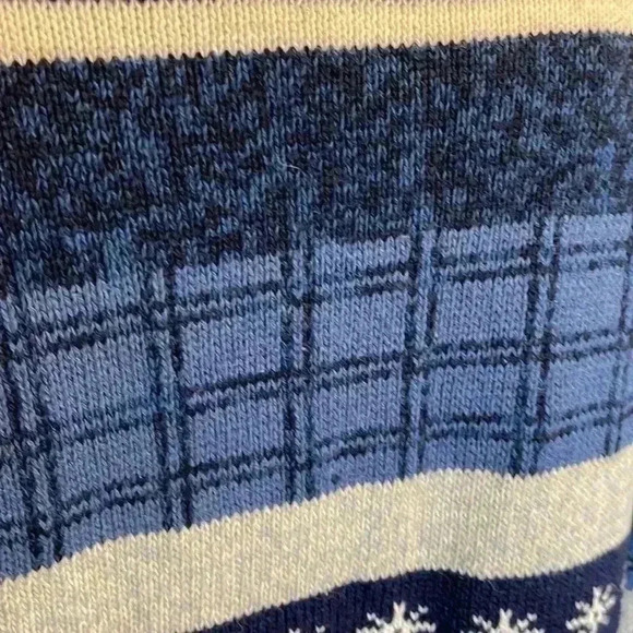 Carolina Colours women’s size large holiday zip up sweater. - Picture 5 of 10